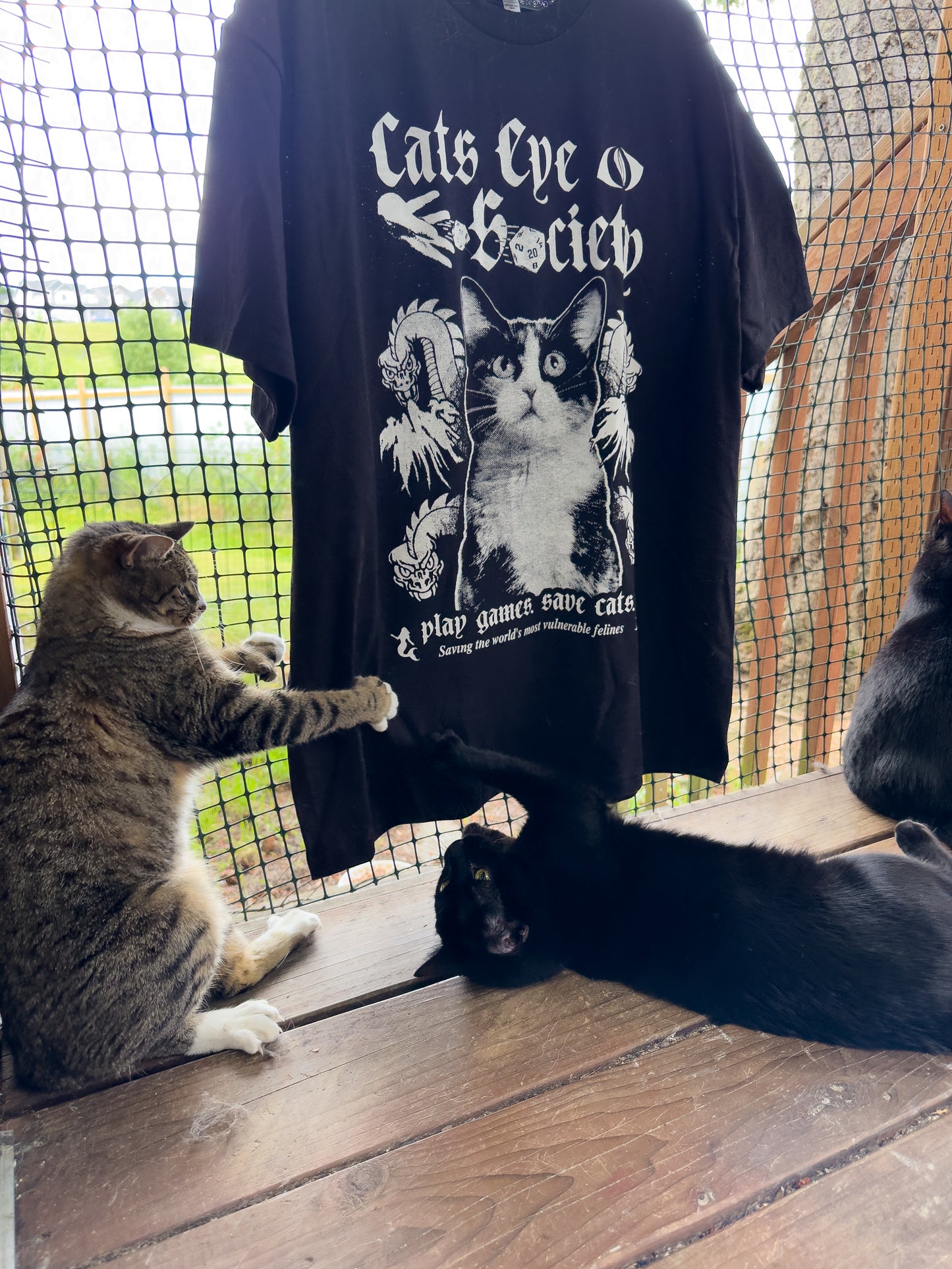 'Cats Eye Society' T-Shirt